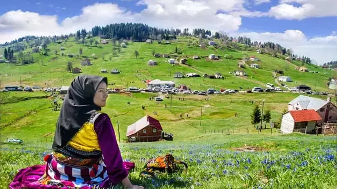Doğu Karadeniz’de Turizmin Güçlenmesi Adına 12 Ay Turizm Modeli Hayata Geçirilecek