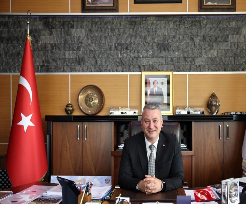 Başkan Osman Çelik’ten Miraç Kandili Mesajı