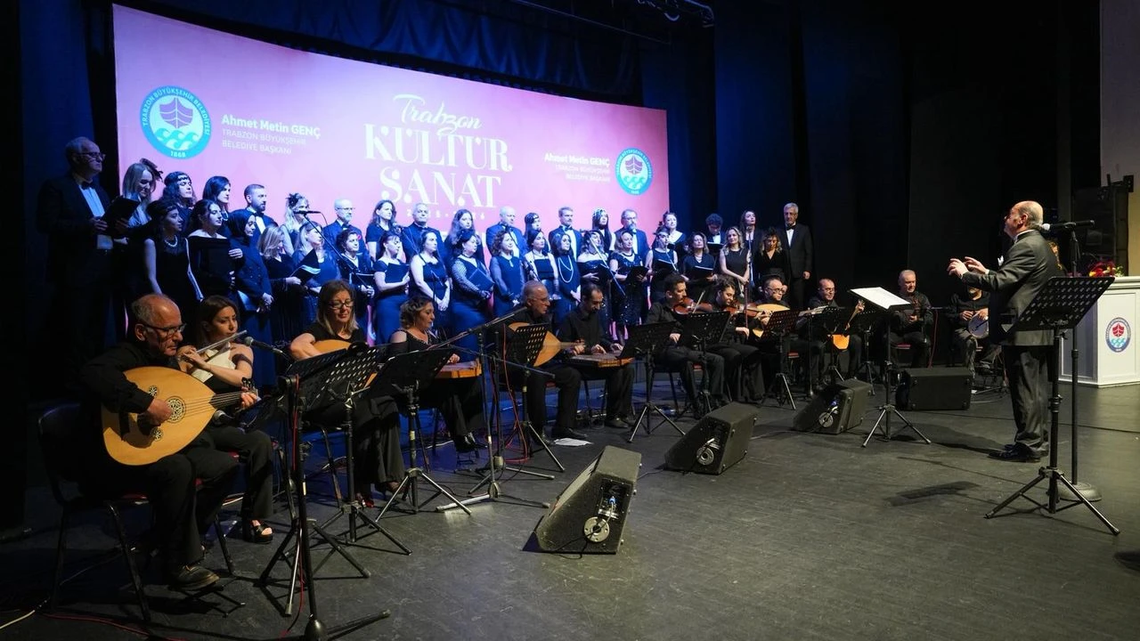 Trabzon Büyükşehir Belediyesinden Türk Sanat Müziği Şöleni