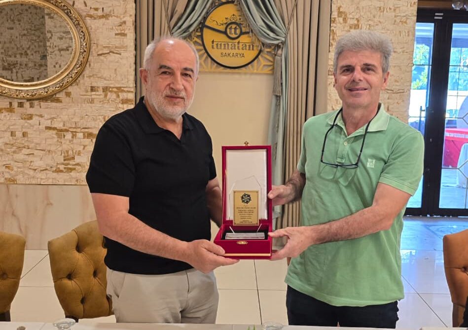 Ahde Vefa’da Bayrak değişimi başkanlık görevine Bedrettin Yaylalı seçildi