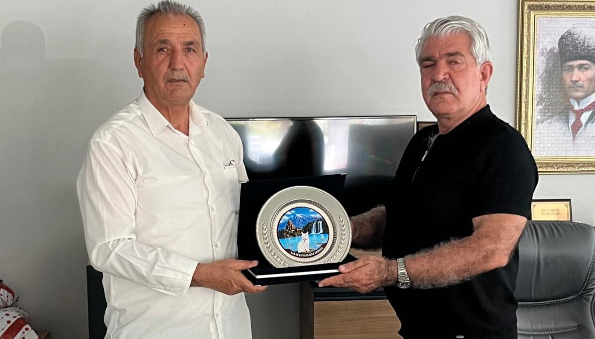 Sakarya’nın otomotiv sektöründeki öncü ismi Fikret Bülbül’e anlamlı ziyaret
