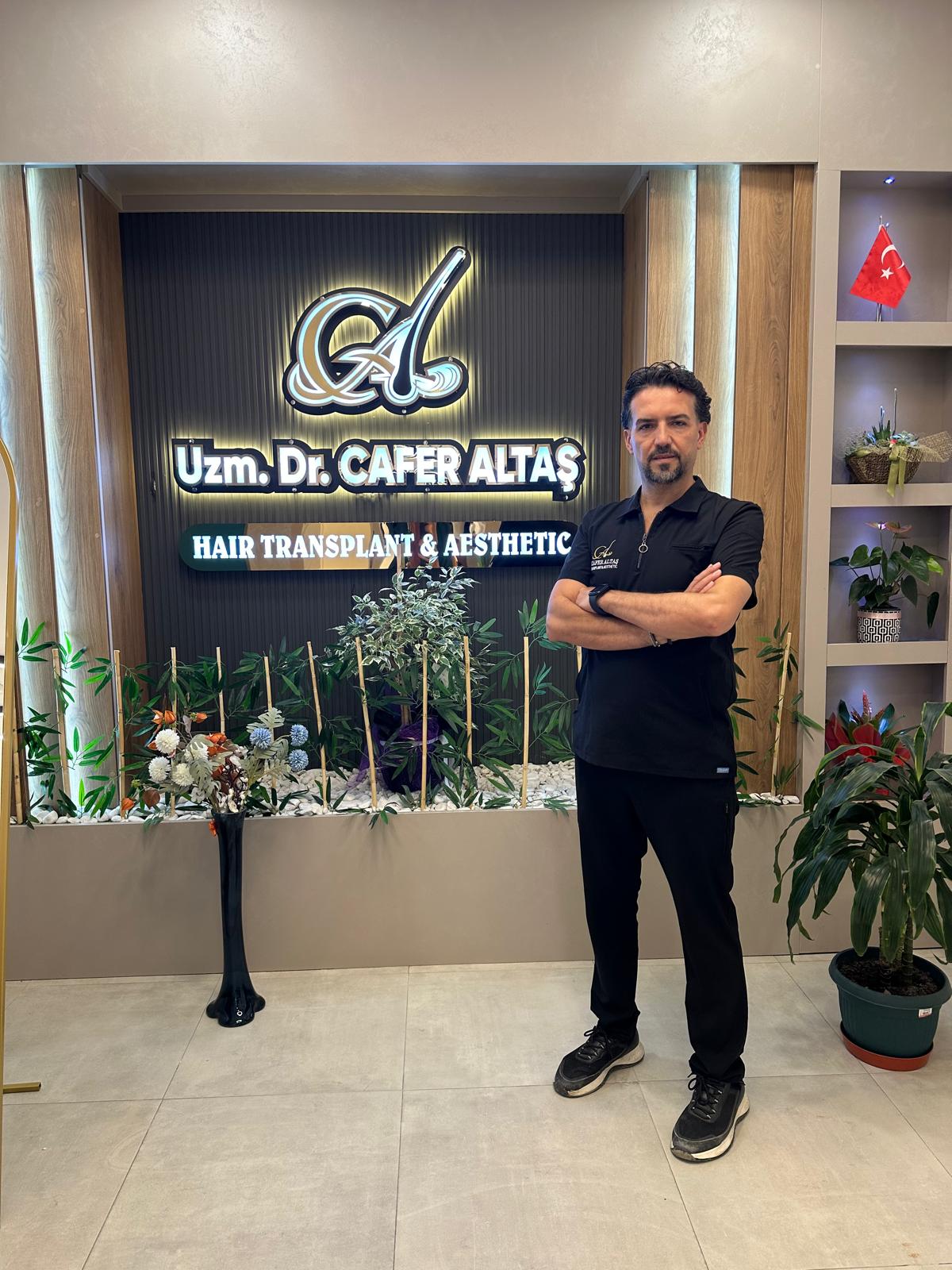 Saç ekim Uzm. Dr. Cafer Altaş, Özel Focus Göz Tıp Merkezi’nde hizmet veriyor